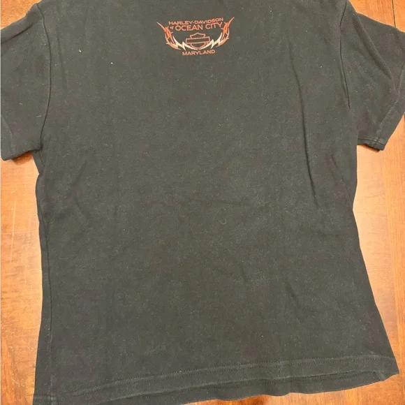 Harley-Davidson Black Tee with Fiery Winged Heart Graphic - Picture 3 of 4